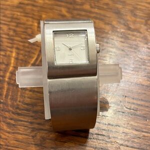 Silver Women's Quartz Watch